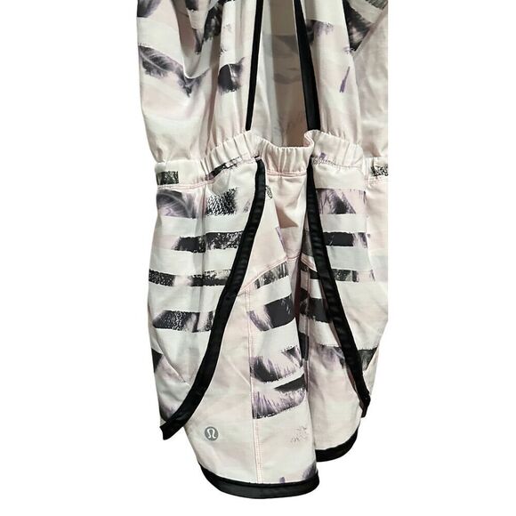 Lululemon Sweaty or Not Runsie Tennis Romper Skort Sz 4 Comfort Sunset Stripe Bl - Picture 10 of 12